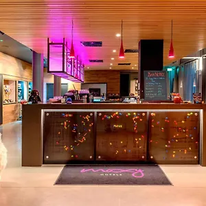 Hotel Moxy Excel Londres